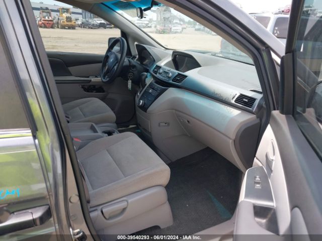 Photo 4 VIN: 5FNRL5H2XDB010625 - HONDA ODYSSEY 