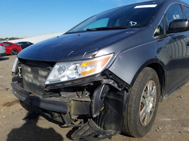 Photo 8 VIN: 5FNRL5H2XDB052938 - HONDA ODYSSEY LX 