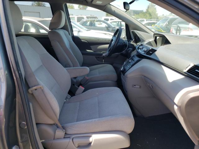 Photo 4 VIN: 5FNRL5H2XDB065348 - HONDA ODYSSEY LX 