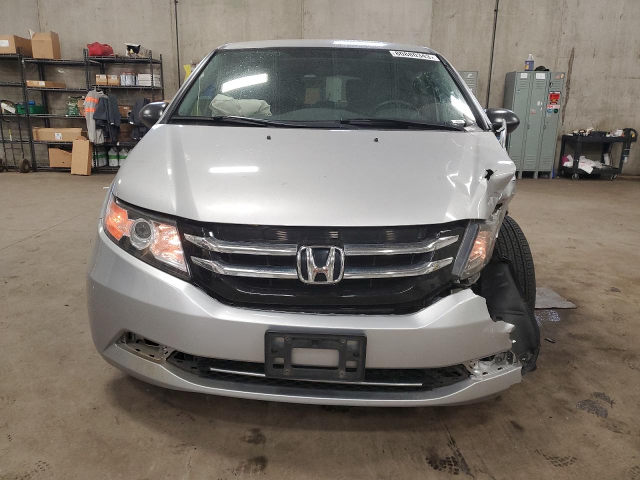 Photo 4 VIN: 5FNRL5H2XFB112588 - HONDA ODYSSEY 