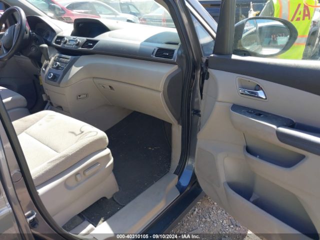 Photo 4 VIN: 5FNRL5H2XGB121809 - HONDA ODYSSEY 