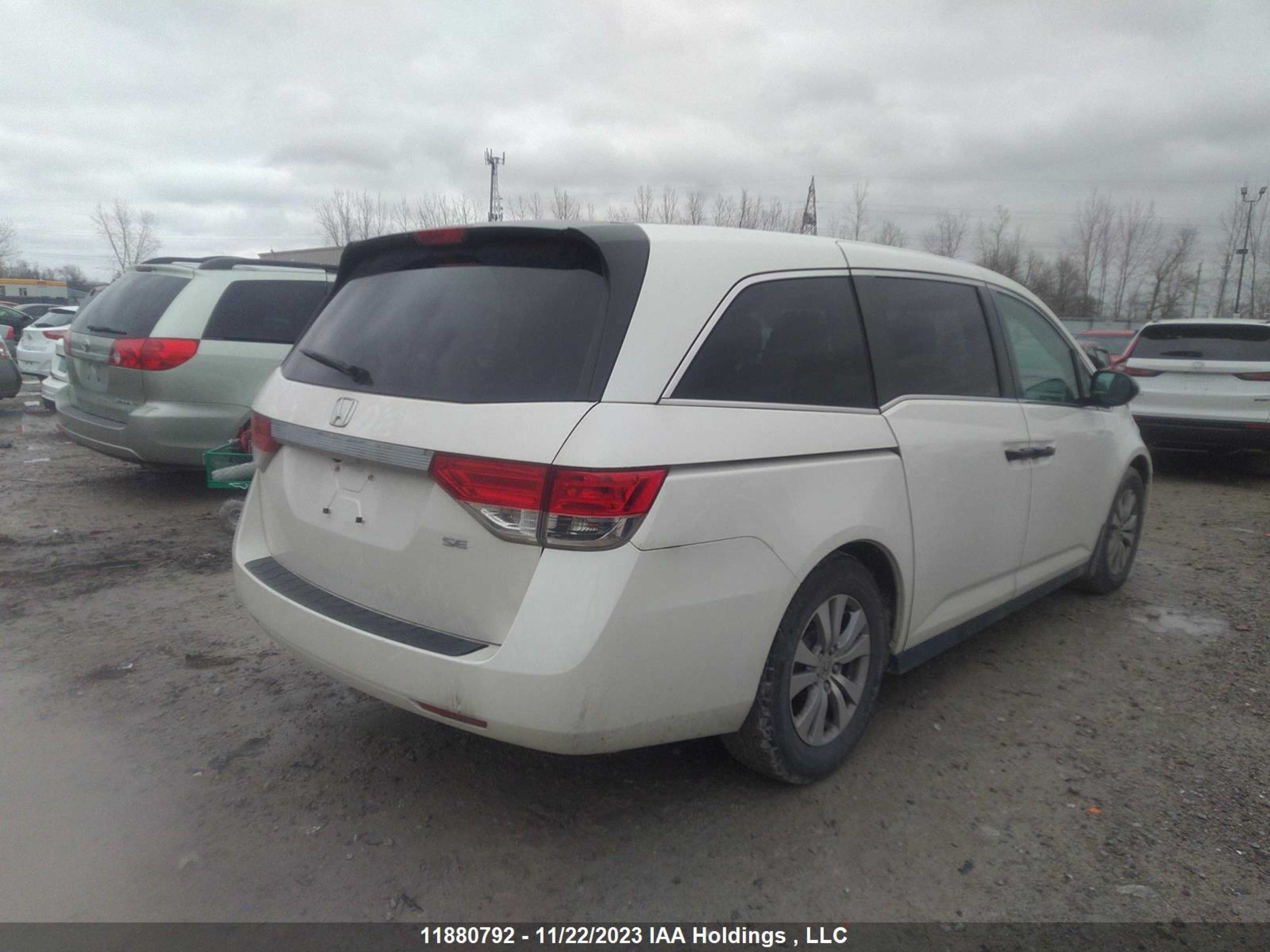 Photo 3 VIN: 5FNRL5H30EB505362 - HONDA ODYSSEY 