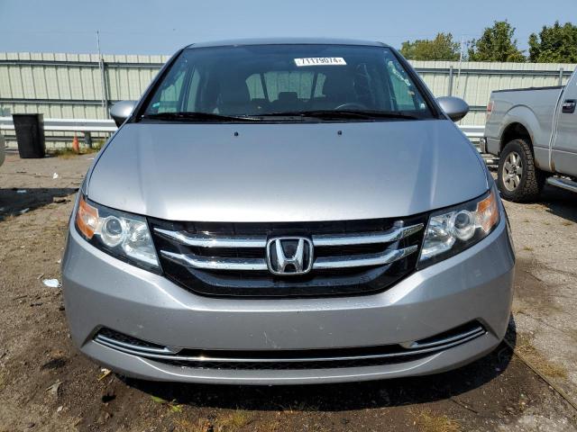 Photo 4 VIN: 5FNRL5H31HB017834 - HONDA ODYSSEY SE 