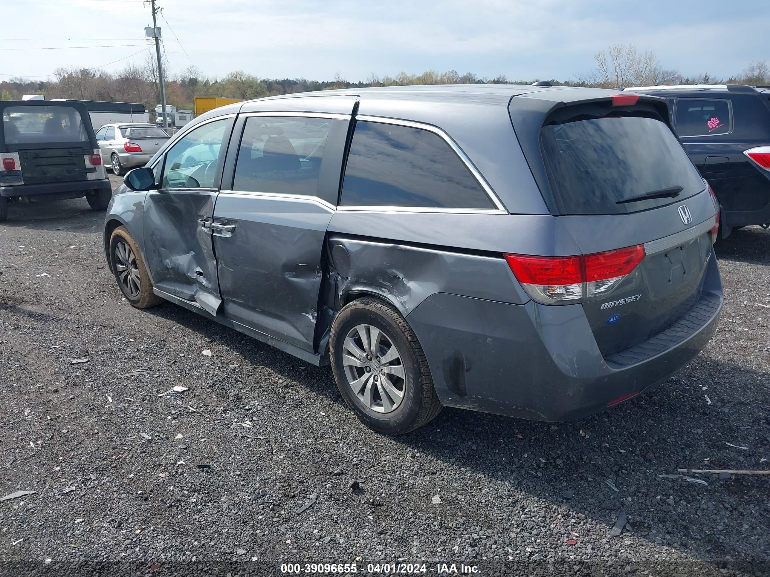 Photo 2 VIN: 5FNRL5H35GB141796 - HONDA ODYSSEY 