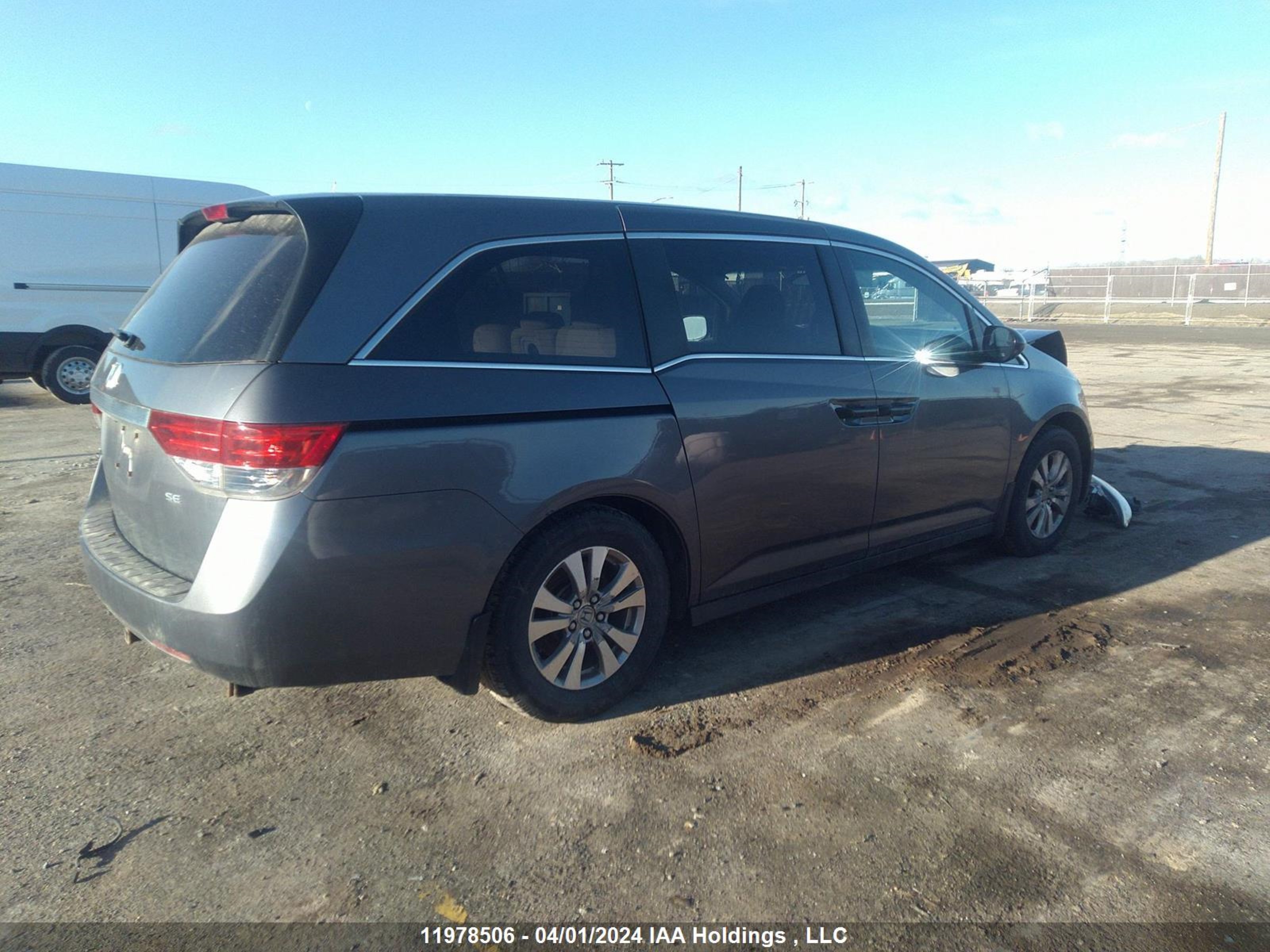 Photo 3 VIN: 5FNRL5H37EB502507 - HONDA ODYSSEY 