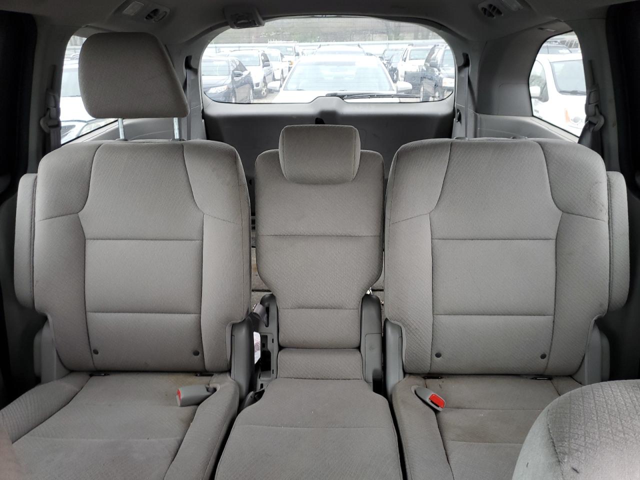 Photo 9 VIN: 5FNRL5H38GB013102 - HONDA ODYSSEY 