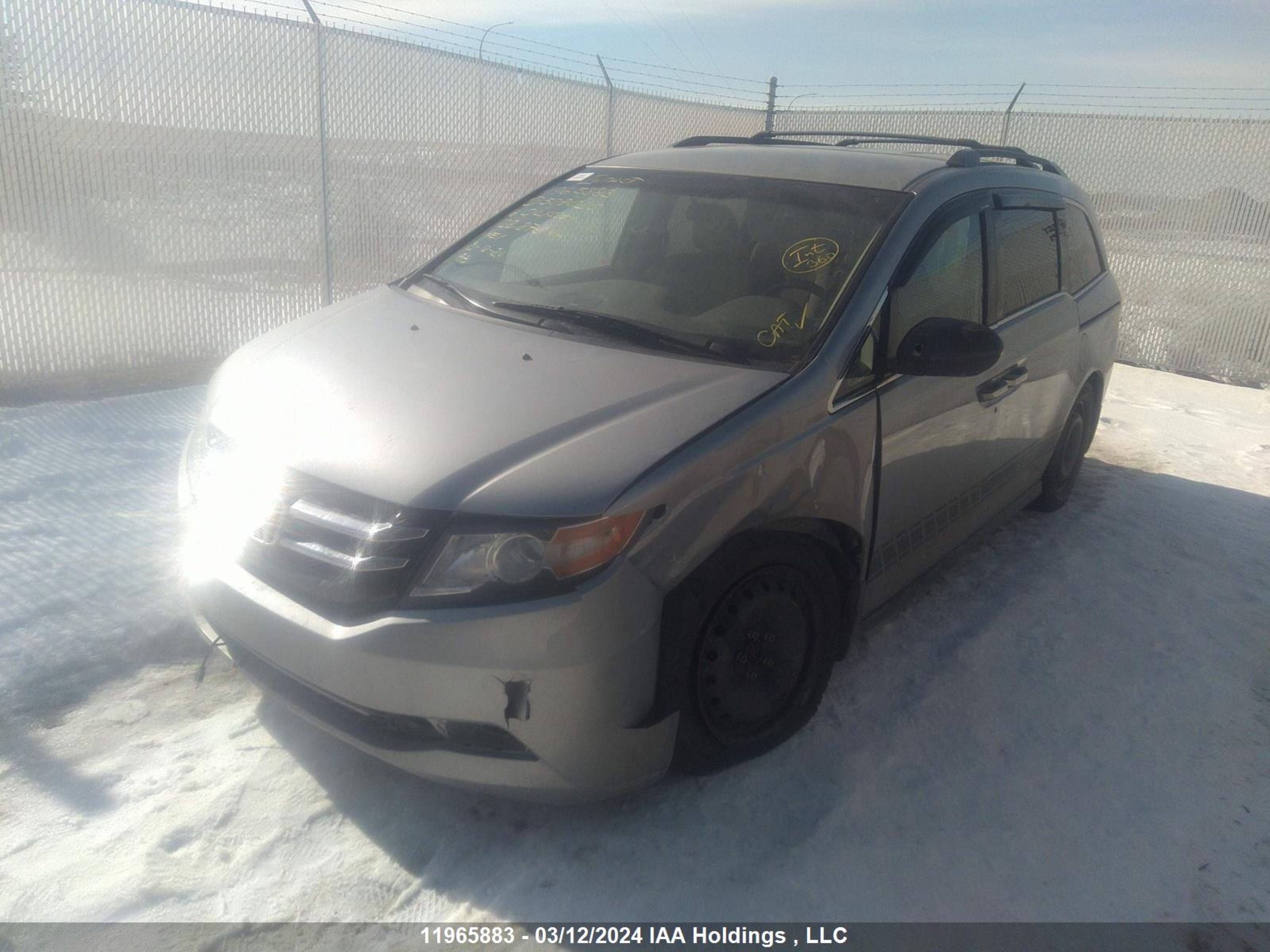 Photo 1 VIN: 5FNRL5H3XGB509020 - HONDA ODYSSEY 