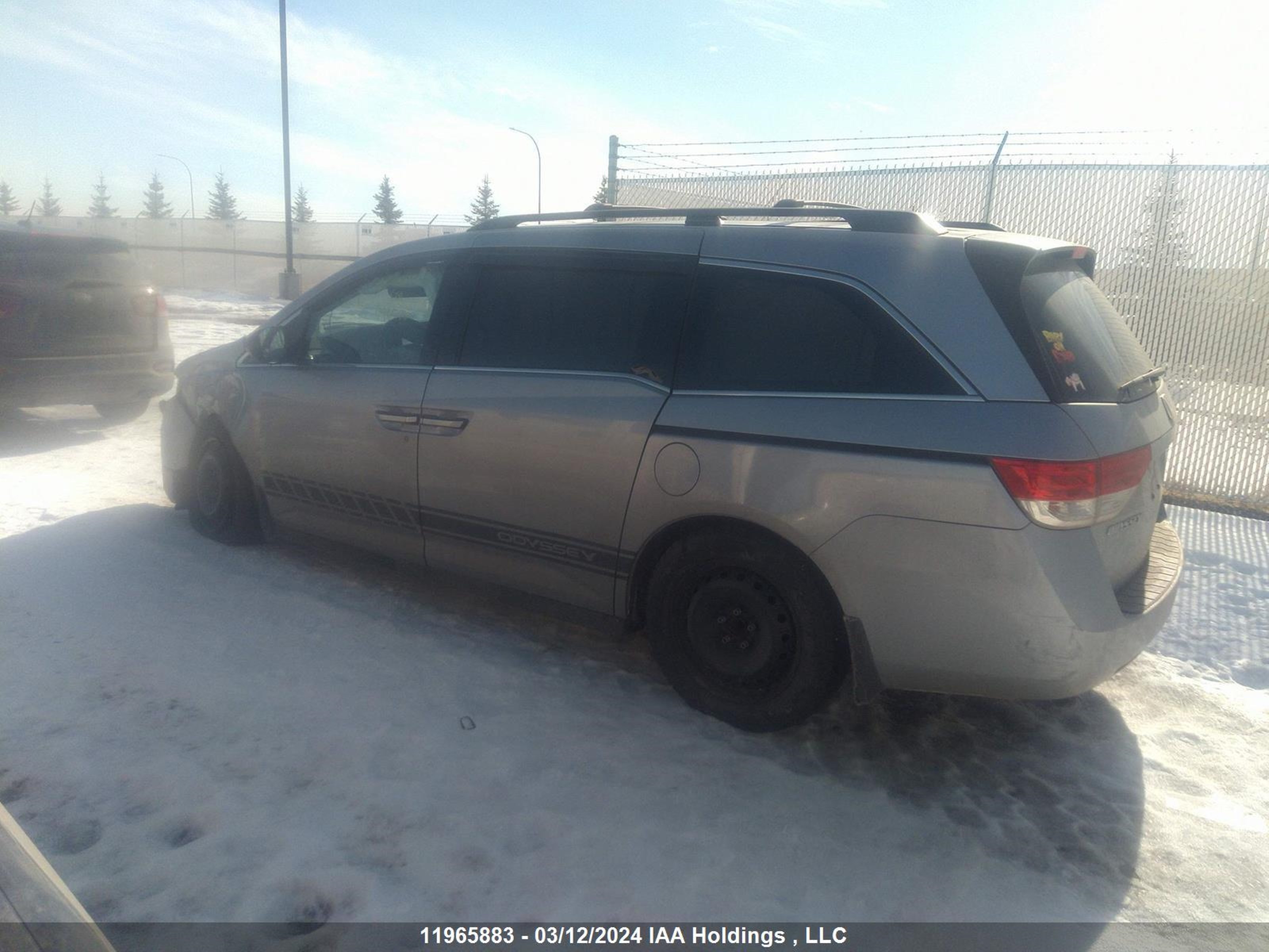 Photo 13 VIN: 5FNRL5H3XGB509020 - HONDA ODYSSEY 