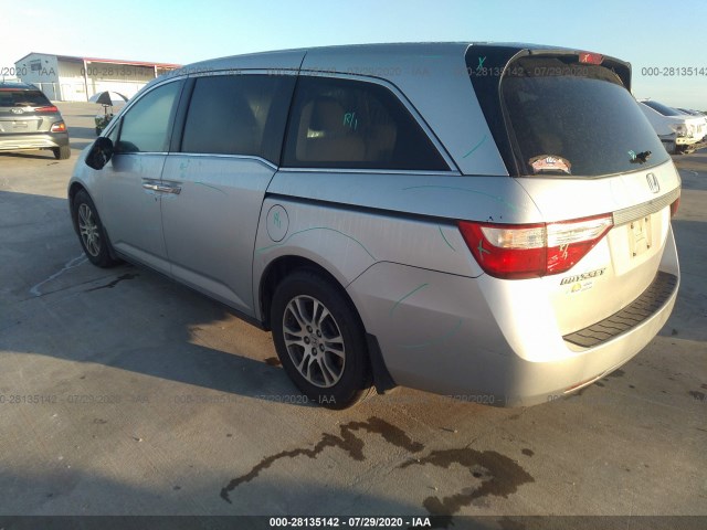 Photo 2 VIN: 5FNRL5H40BB004735 - HONDA ODYSSEY 