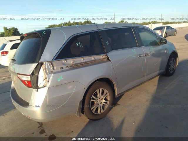 Photo 3 VIN: 5FNRL5H40BB004735 - HONDA ODYSSEY 