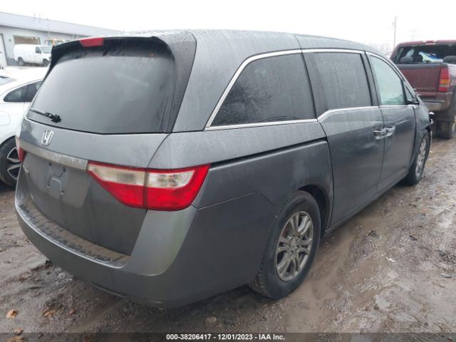 Photo 3 VIN: 5FNRL5H40CB004946 - HONDA ODYSSEY 