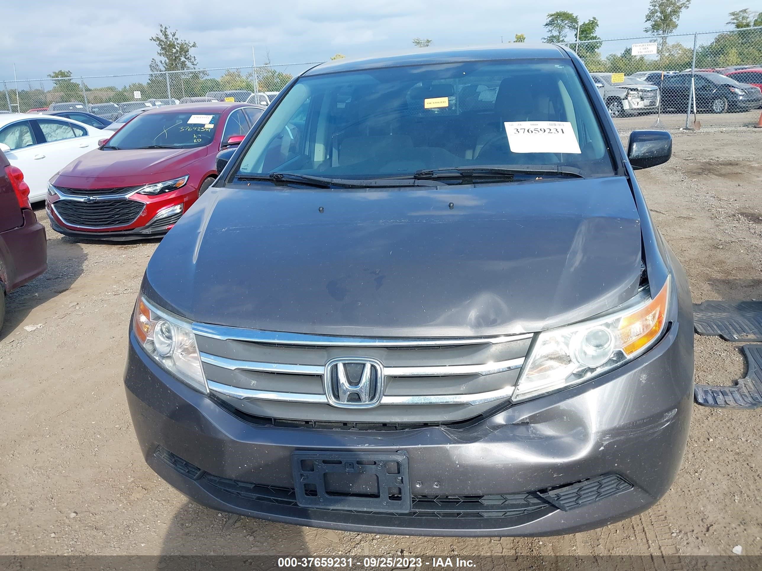 Photo 11 VIN: 5FNRL5H40DB091829 - HONDA ODYSSEY 