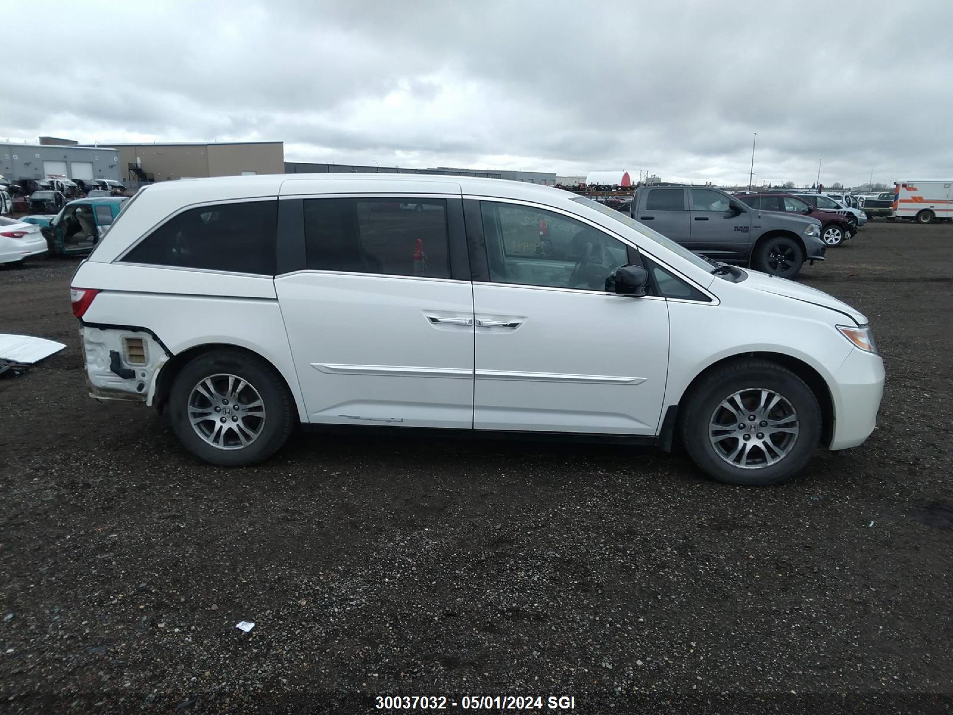 Photo 13 VIN: 5FNRL5H40DB507264 - HONDA ODYSSEY 