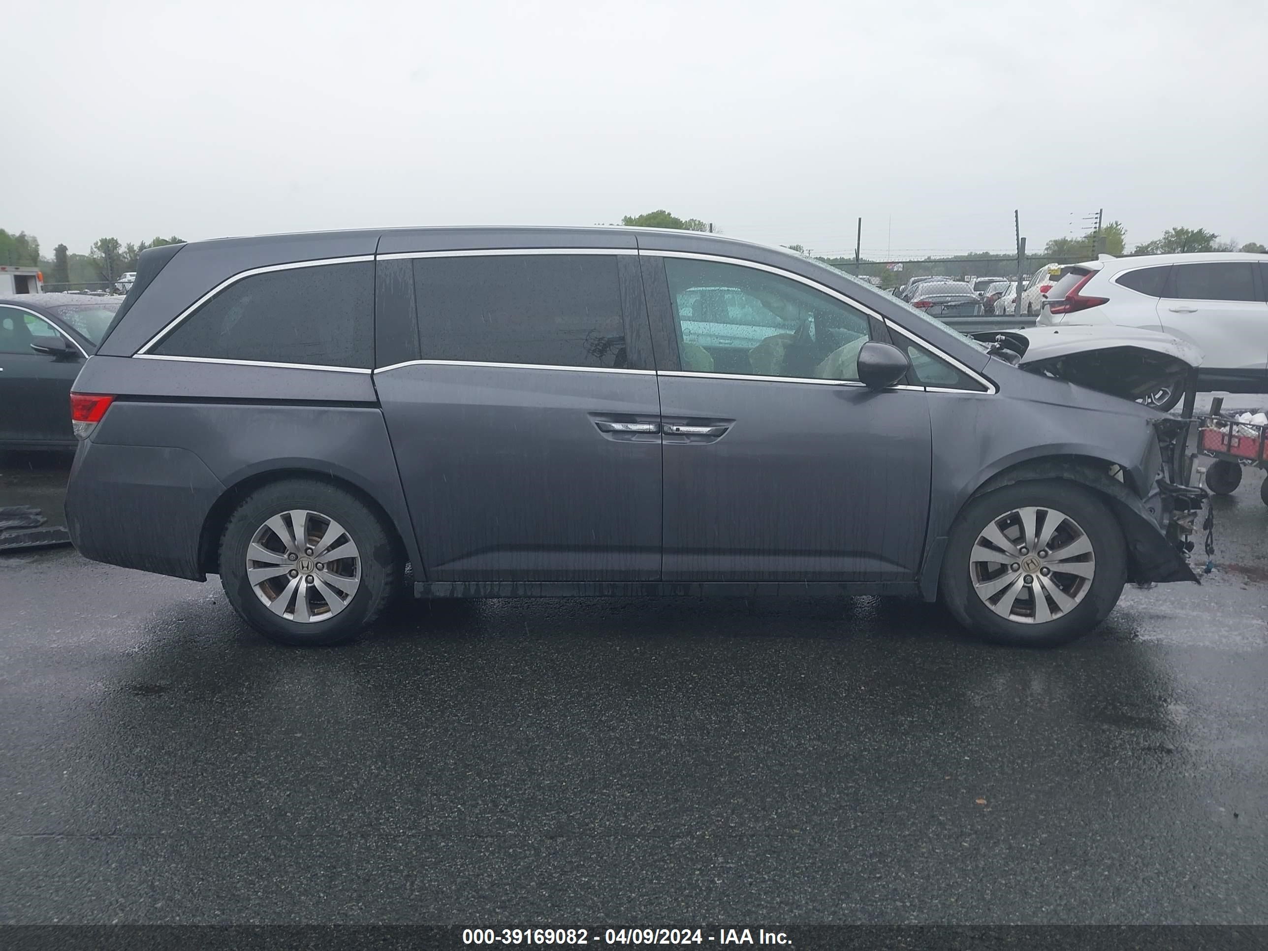 Photo 11 VIN: 5FNRL5H41GB509075 - HONDA ODYSSEY 