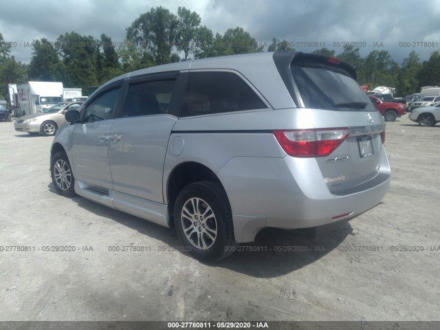 Photo 2 VIN: 5FNRL5H42DB059657 - HONDA ODYSSEY 