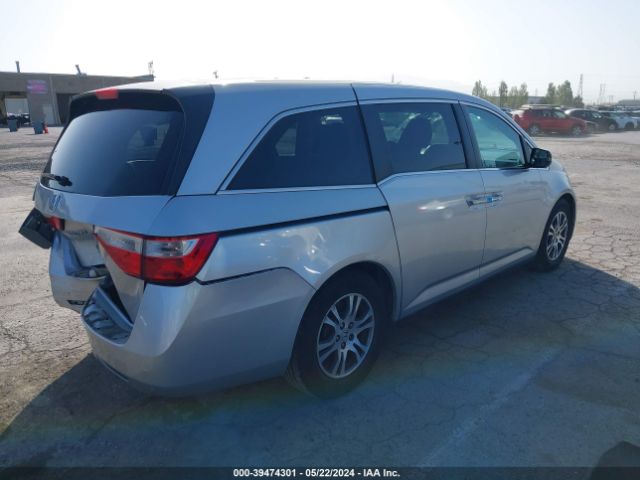 Photo 3 VIN: 5FNRL5H42DB077771 - HONDA ODYSSEY 