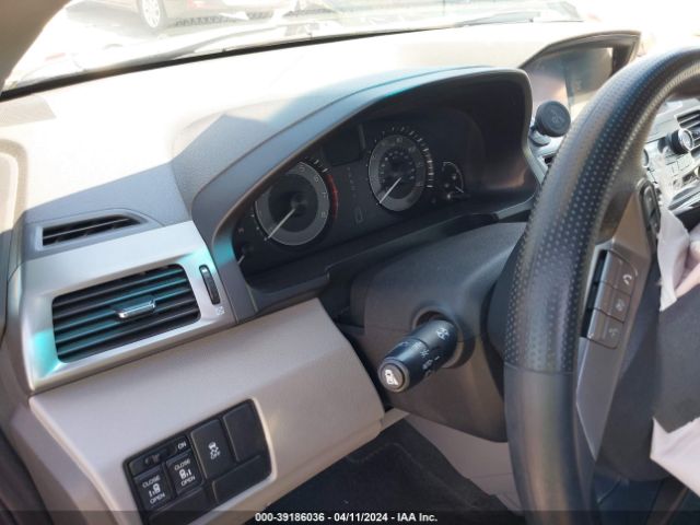 Photo 6 VIN: 5FNRL5H42GB074552 - HONDA ODYSSEY 