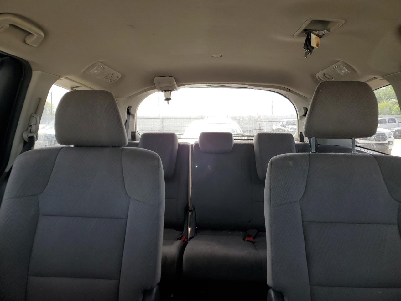 Photo 9 VIN: 5FNRL5H42GB091531 - HONDA ODYSSEY 