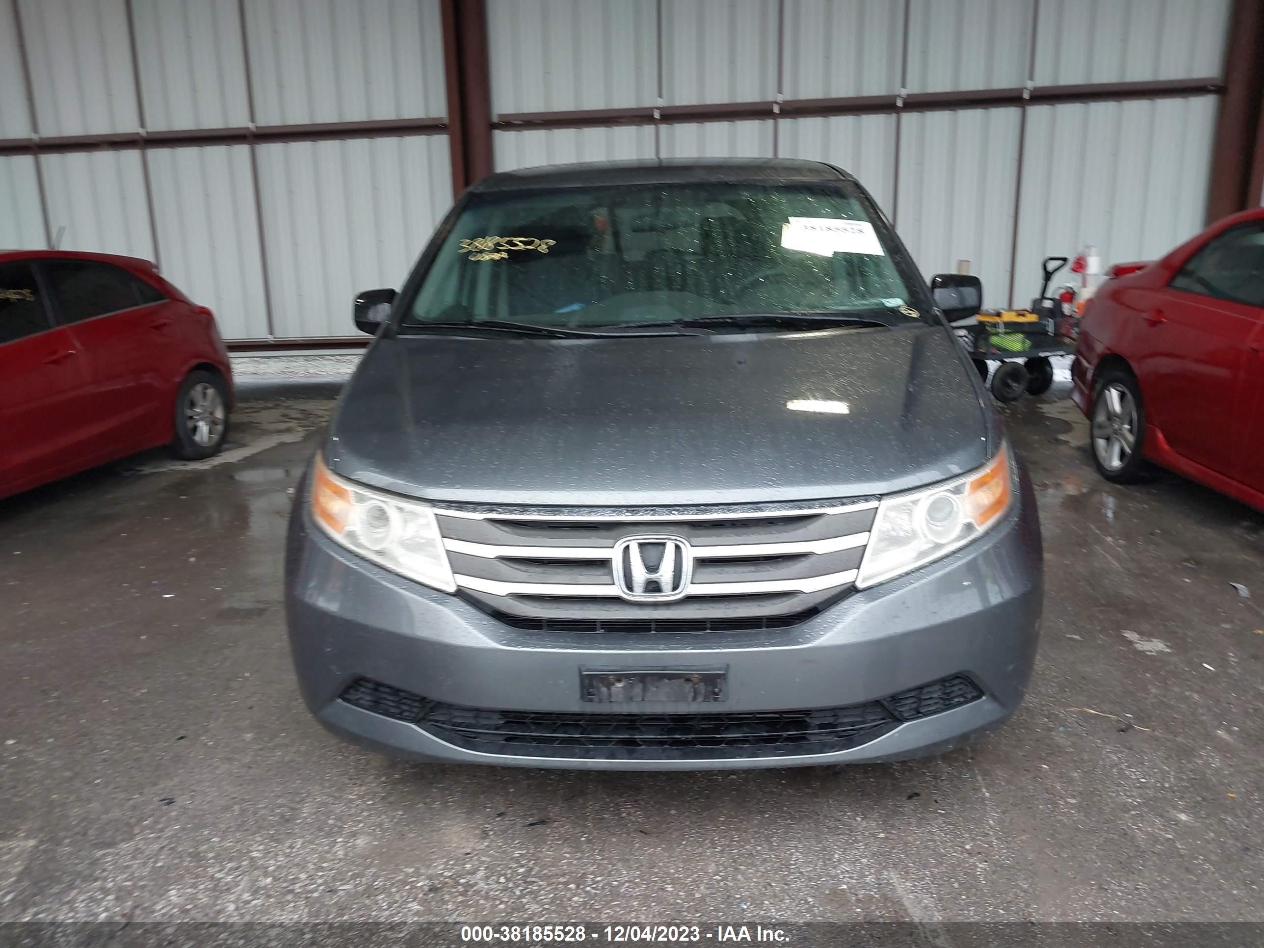 Photo 11 VIN: 5FNRL5H43BB068977 - HONDA ODYSSEY 