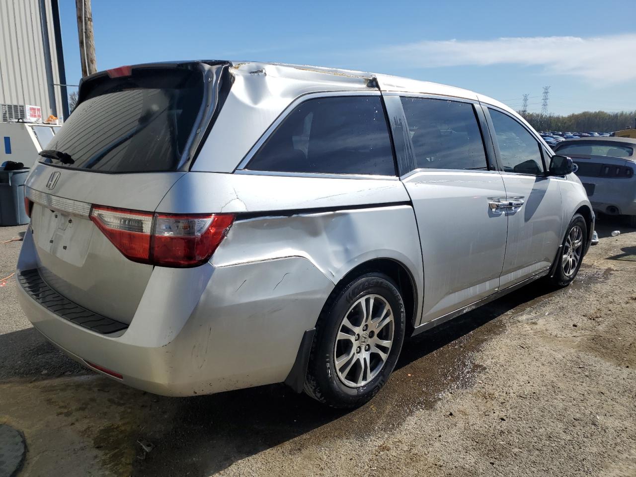 Photo 2 VIN: 5FNRL5H43DB007020 - HONDA ODYSSEY 