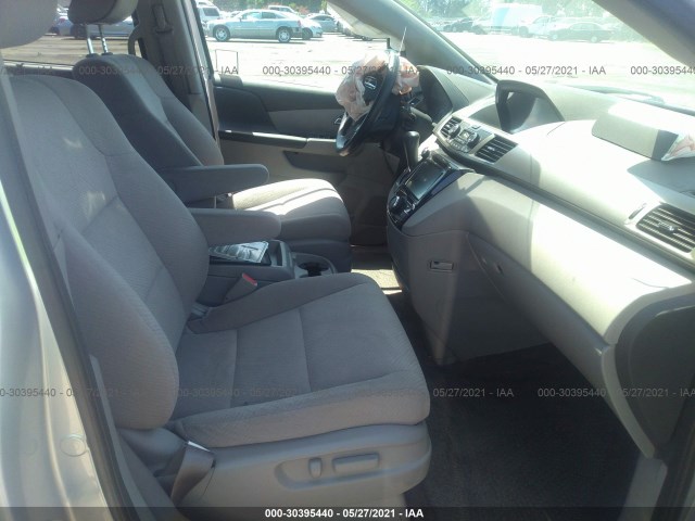 Photo 4 VIN: 5FNRL5H43FB077958 - HONDA ODYSSEY 