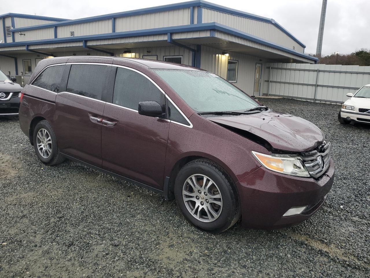 Photo 3 VIN: 5FNRL5H44BB029170 - HONDA ODYSSEY 