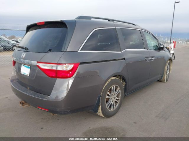 Photo 3 VIN: 5FNRL5H44BB070169 - HONDA ODYSSEY 