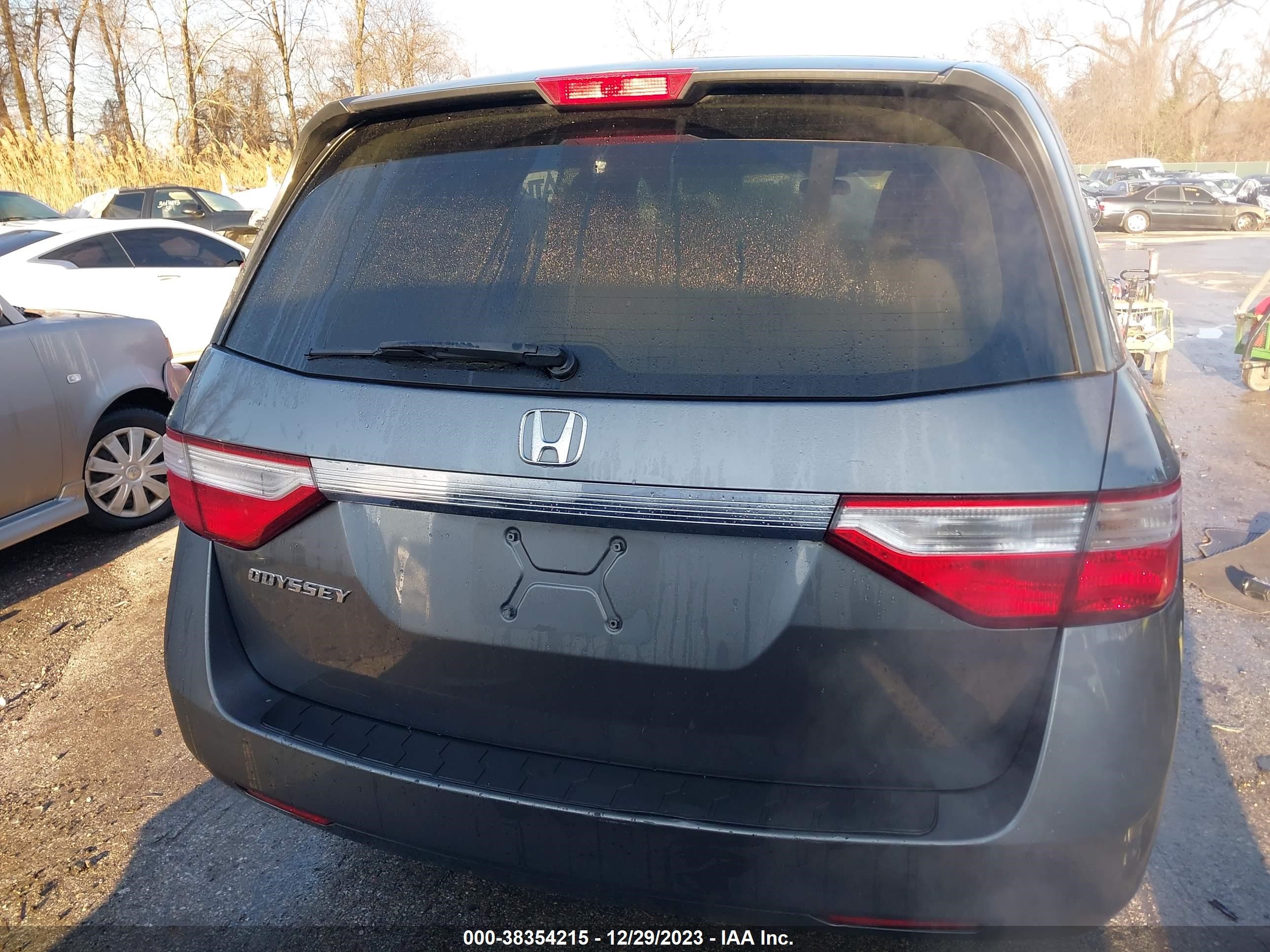 Photo 16 VIN: 5FNRL5H44BB100884 - HONDA ODYSSEY 