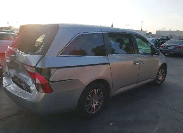 Photo 3 VIN: 5FNRL5H44BB101484 - HONDA ODYSSEY 