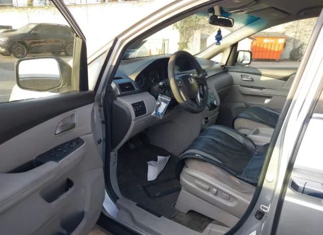 Photo 4 VIN: 5FNRL5H44BB101484 - HONDA ODYSSEY 