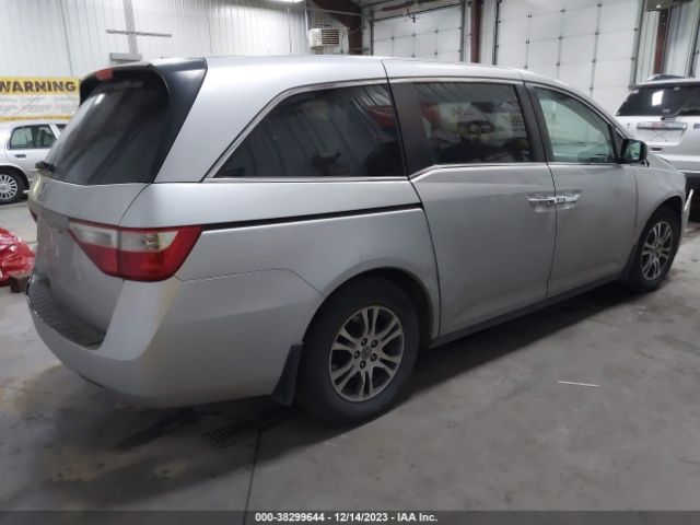 Photo 3 VIN: 5FNRL5H44CB012001 - HONDA ODYSSEY 