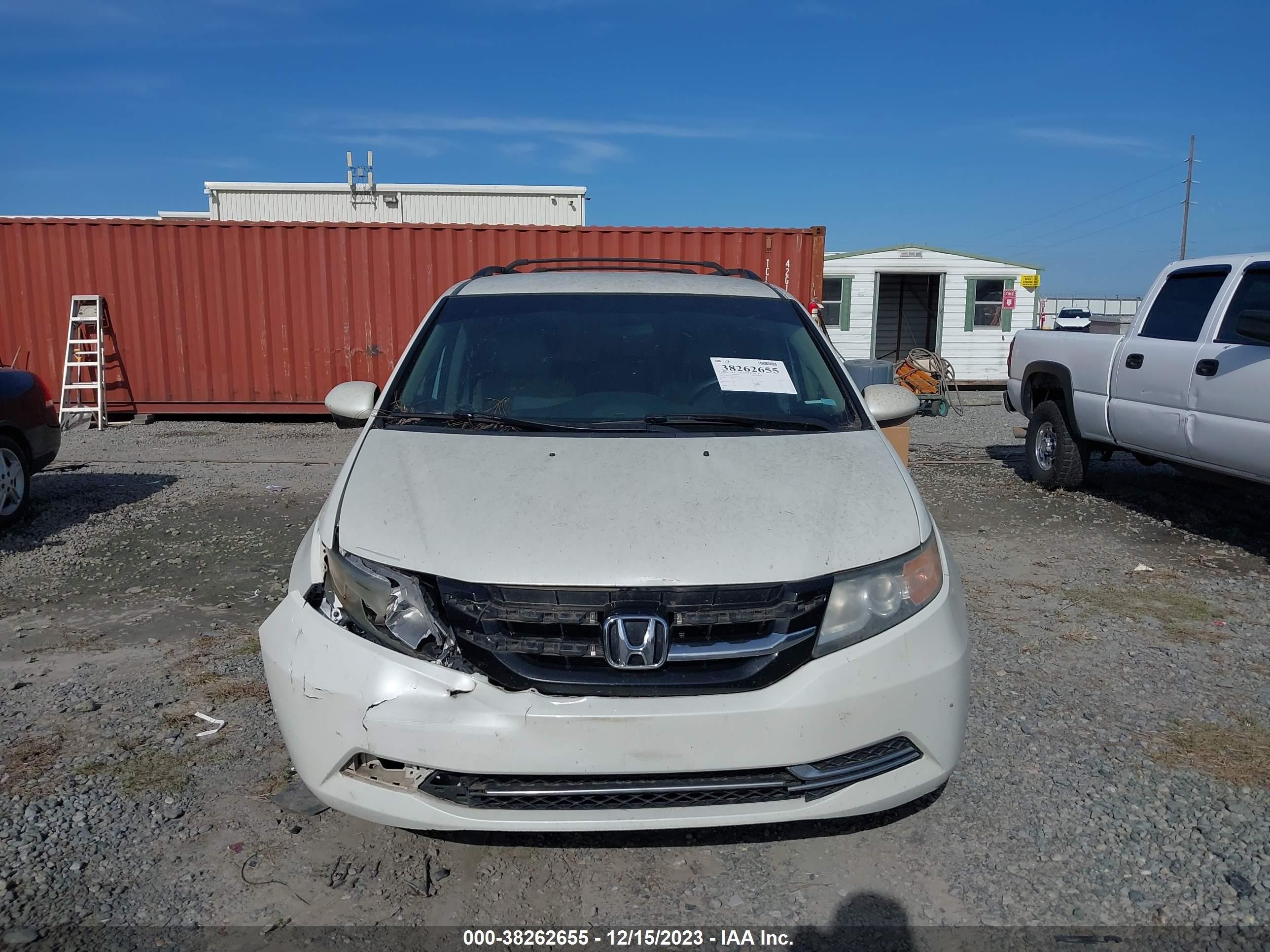 Photo 11 VIN: 5FNRL5H44FB018918 - HONDA ODYSSEY 