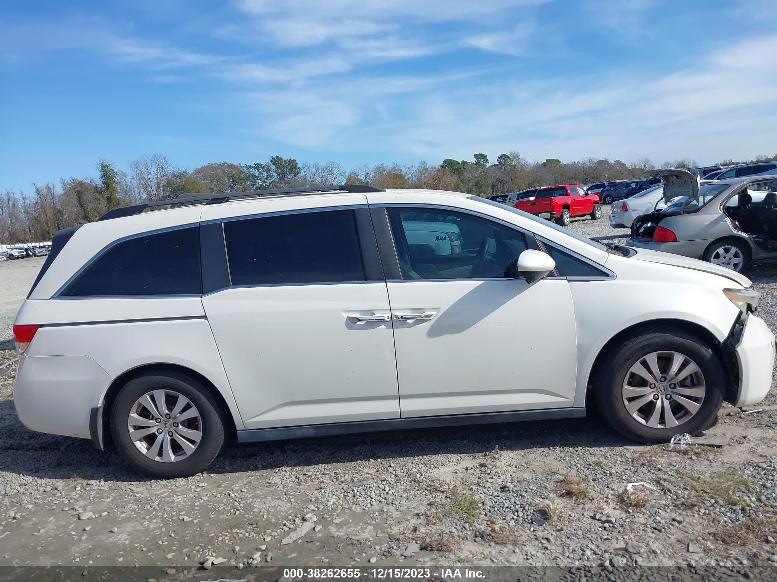 Photo 12 VIN: 5FNRL5H44FB018918 - HONDA ODYSSEY 