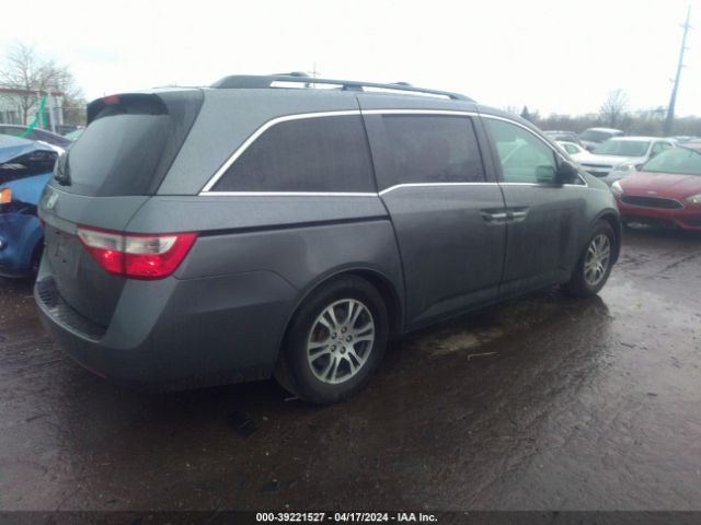 Photo 3 VIN: 5FNRL5H45CB068397 - HONDA ODYSSEY 