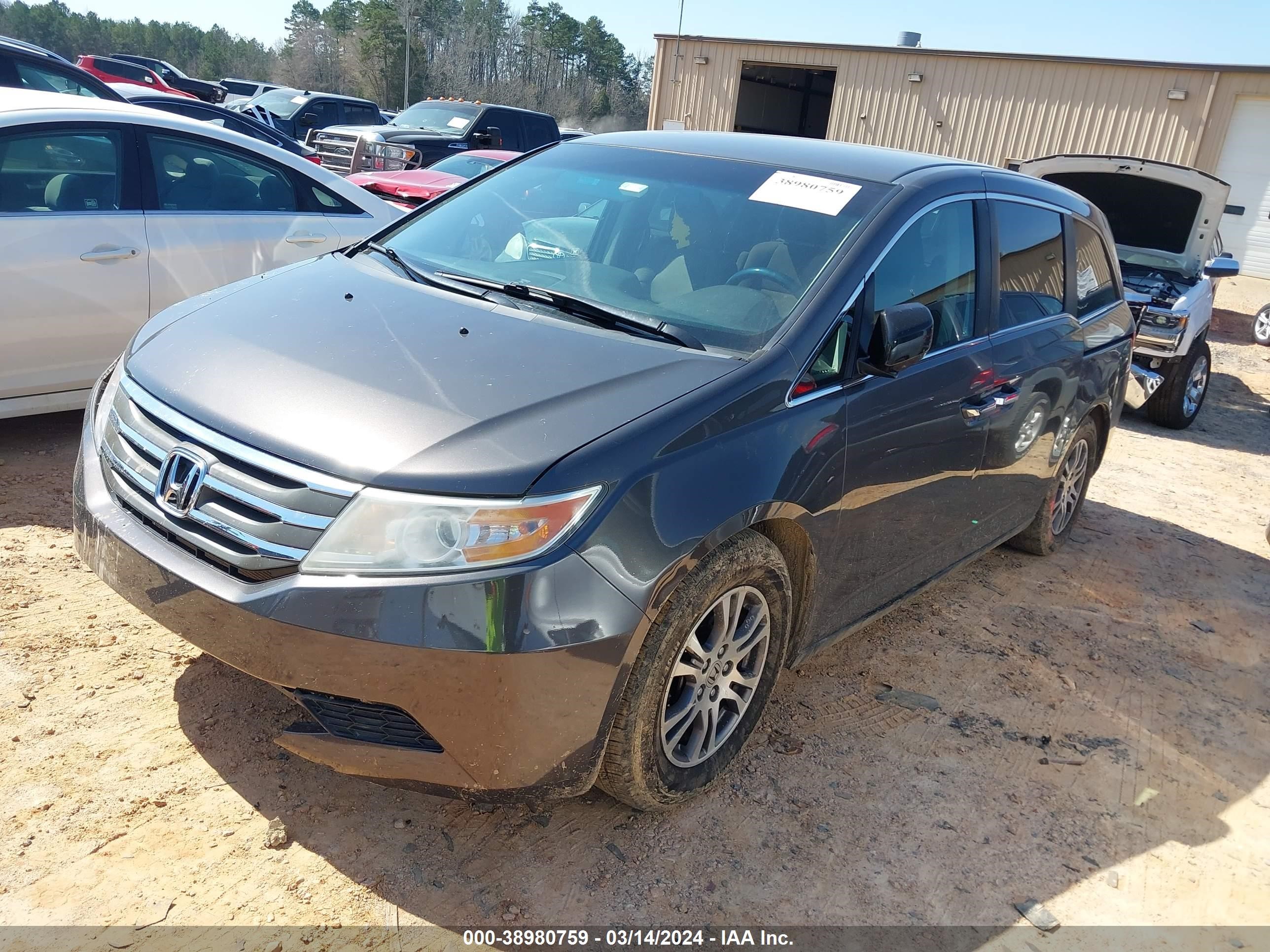 Photo 1 VIN: 5FNRL5H45CB082199 - HONDA ODYSSEY 