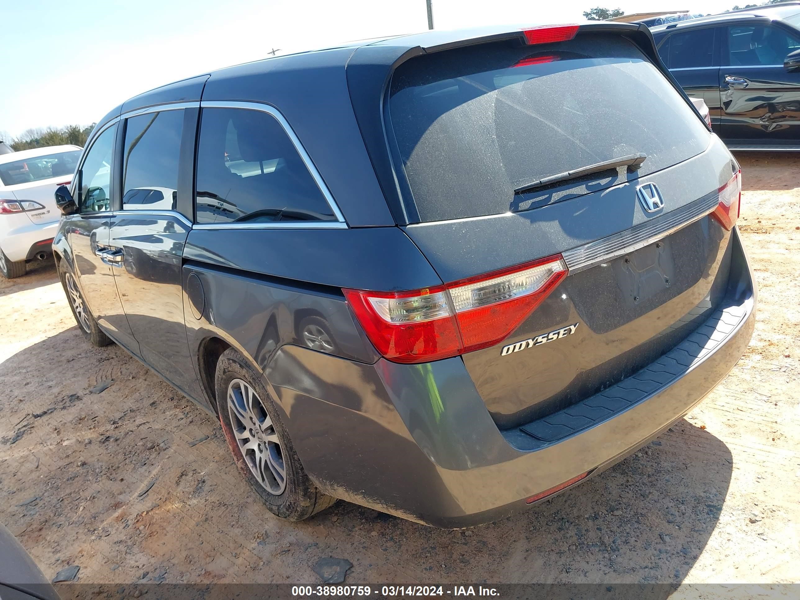 Photo 2 VIN: 5FNRL5H45CB082199 - HONDA ODYSSEY 