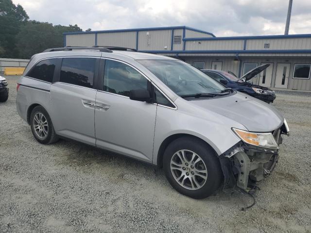 Photo 3 VIN: 5FNRL5H45CB131840 - HONDA ODYSSEY EX 