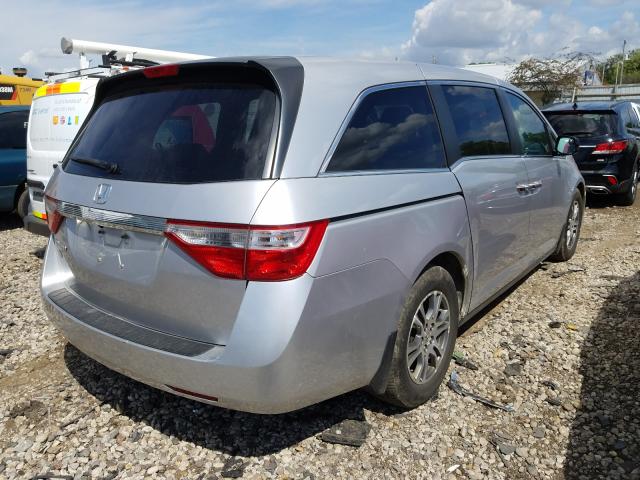 Photo 3 VIN: 5FNRL5H45DB020481 - HONDA ODYSSEY EX 