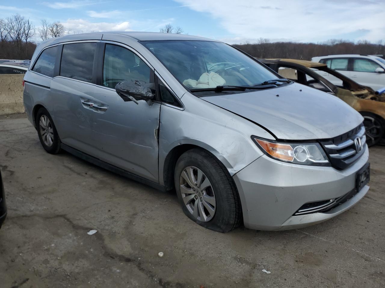 Photo 3 VIN: 5FNRL5H45EB103751 - HONDA ODYSSEY 