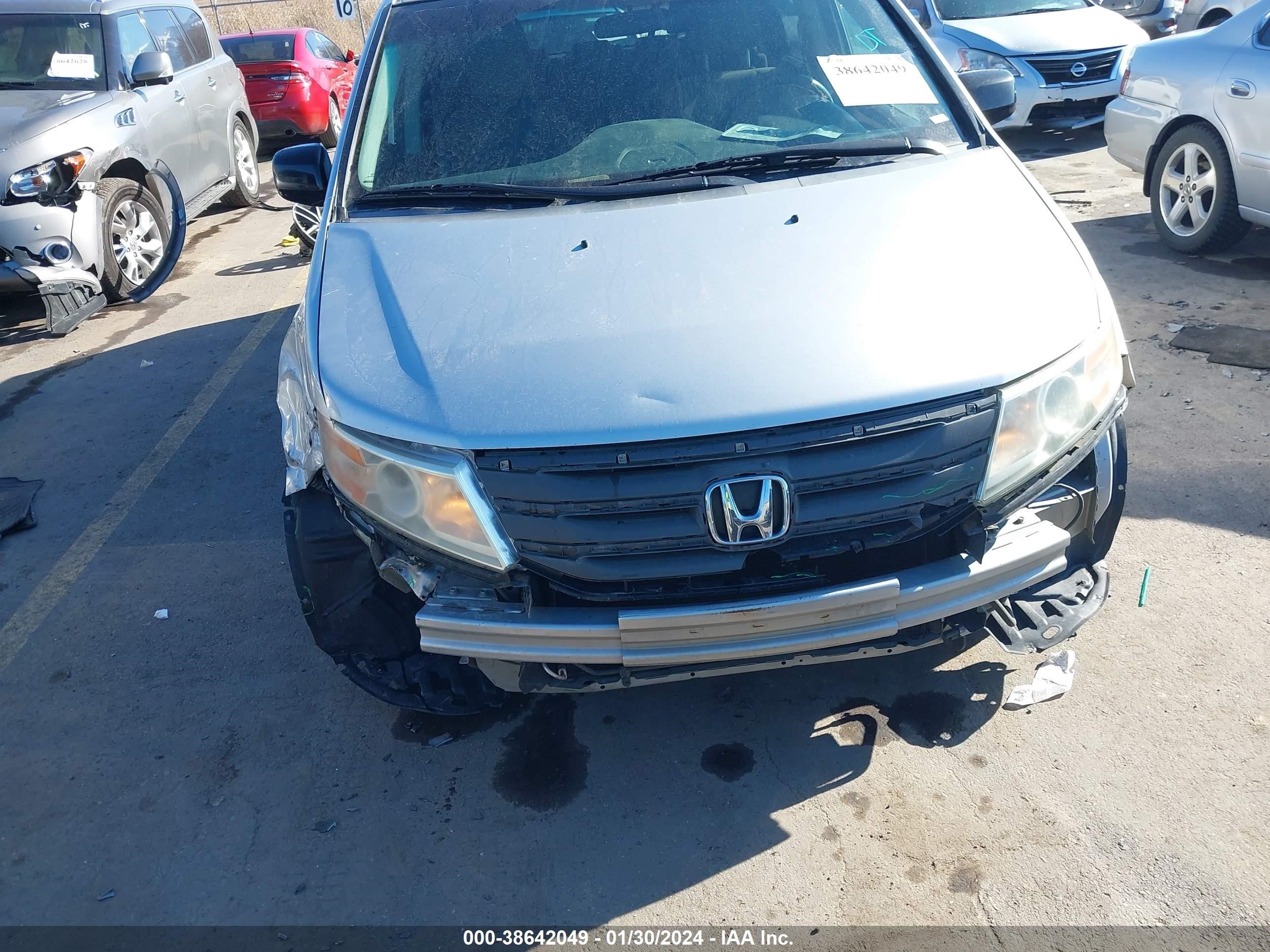 Photo 5 VIN: 5FNRL5H46BB092335 - HONDA ODYSSEY 