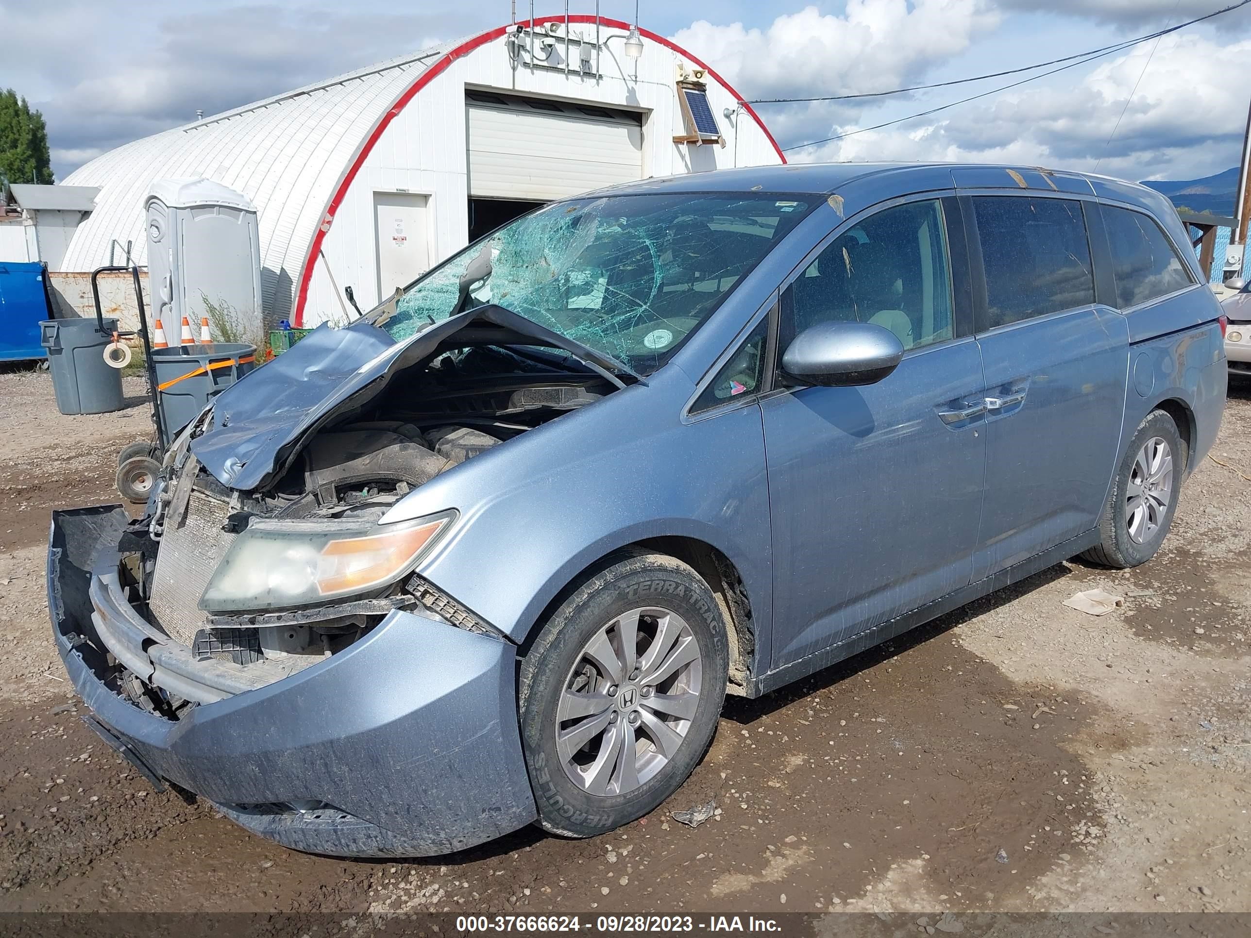 Photo 1 VIN: 5FNRL5H46EB075586 - HONDA ODYSSEY 