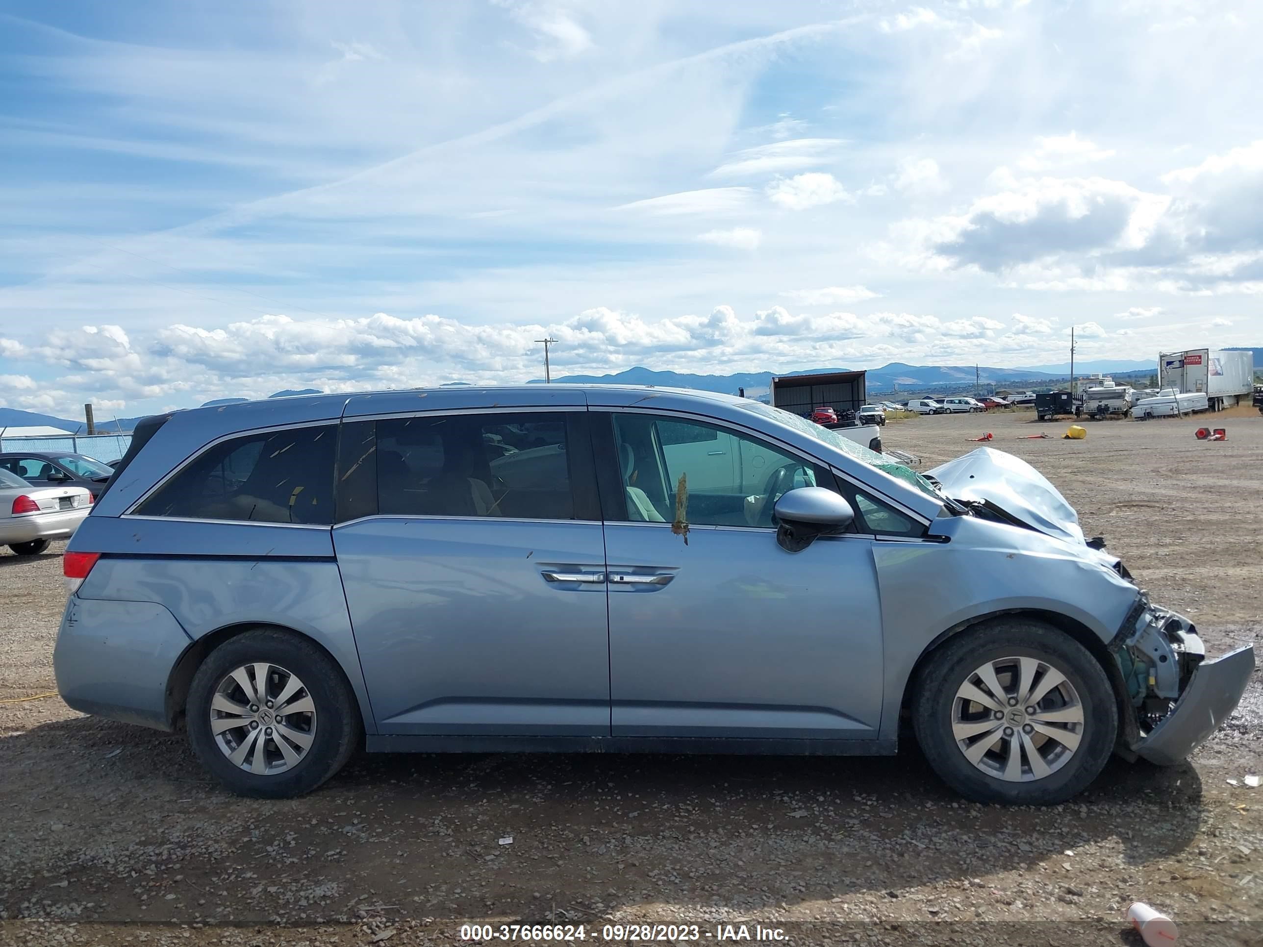 Photo 12 VIN: 5FNRL5H46EB075586 - HONDA ODYSSEY 