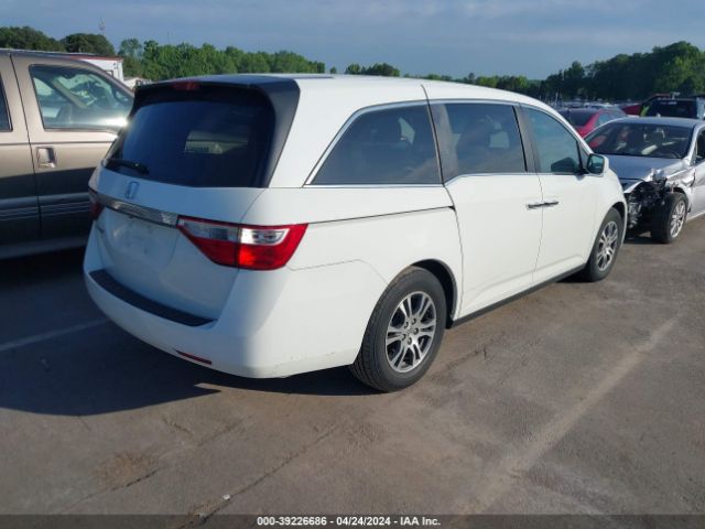 Photo 3 VIN: 5FNRL5H47DB074624 - HONDA ODYSSEY 