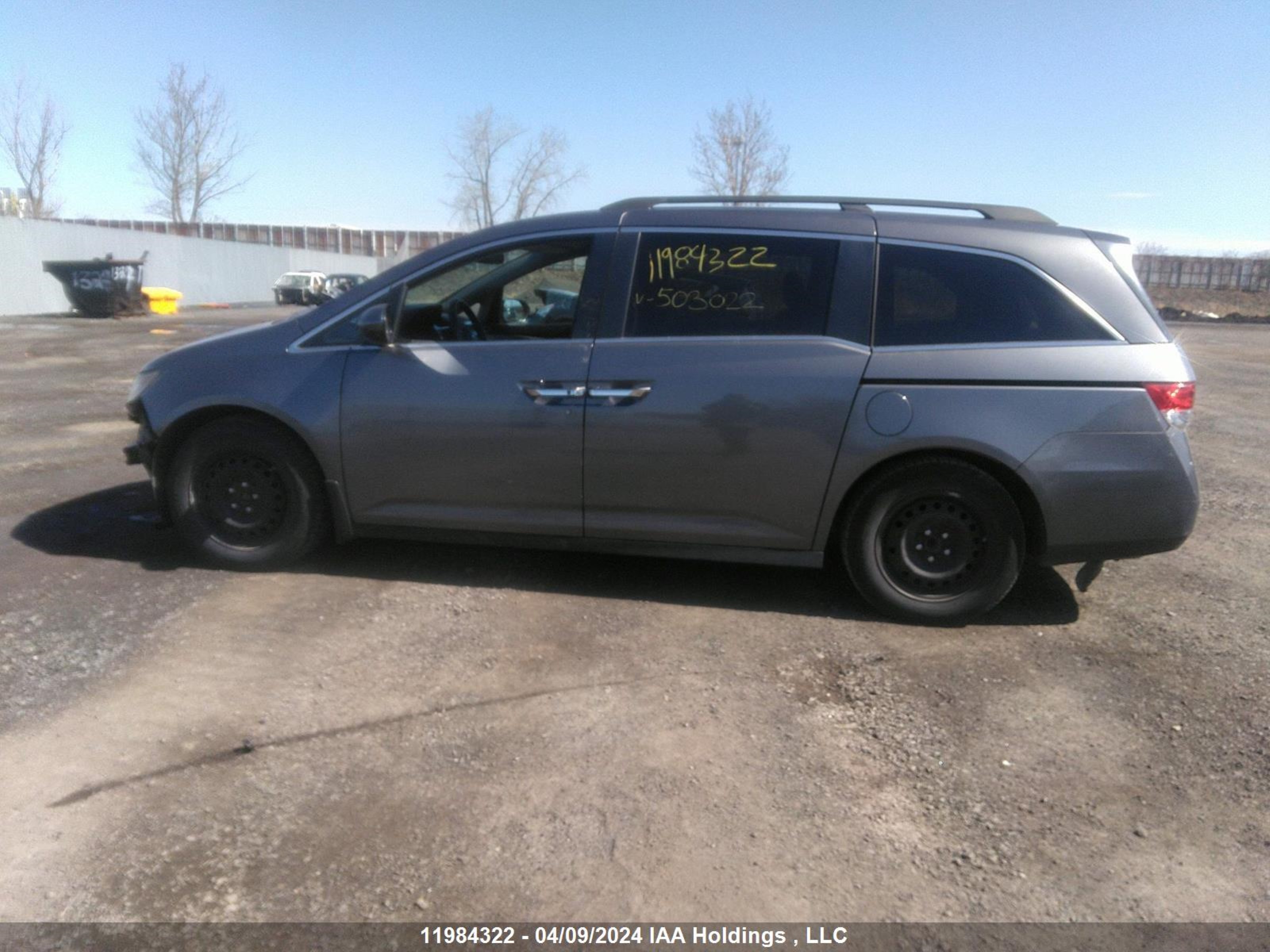 Photo 14 VIN: 5FNRL5H47FB503022 - HONDA ODYSSEY 