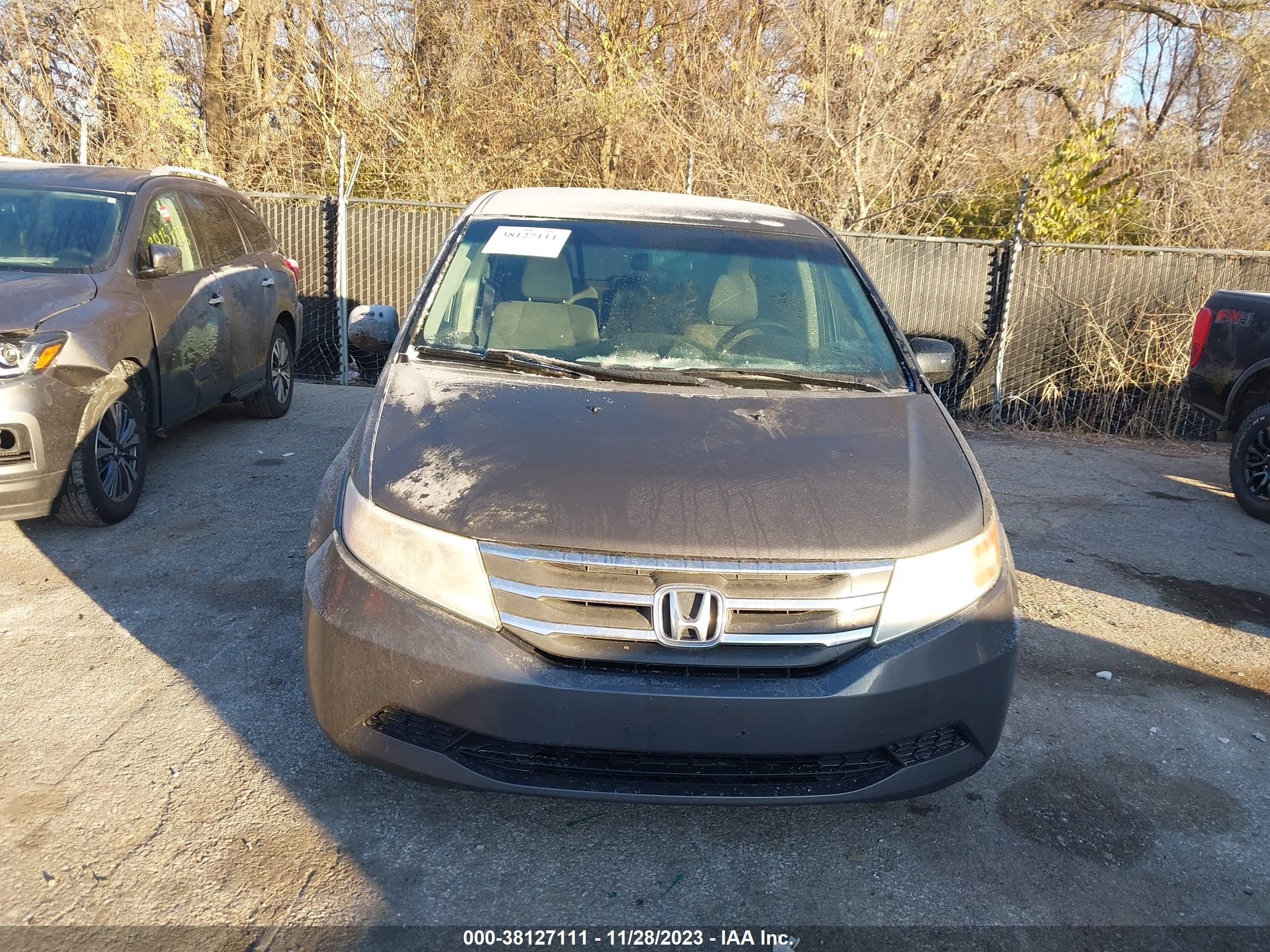 Photo 11 VIN: 5FNRL5H48CB081760 - HONDA ODYSSEY 