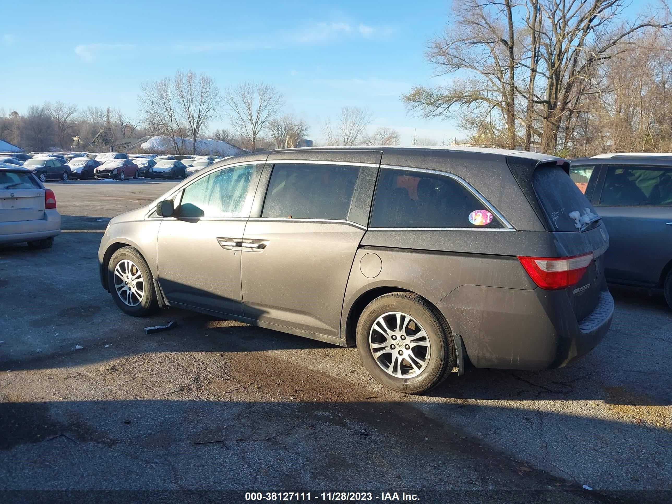 Photo 13 VIN: 5FNRL5H48CB081760 - HONDA ODYSSEY 