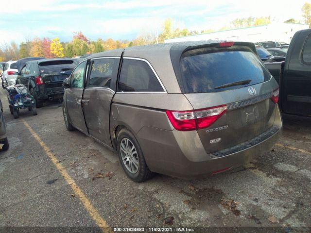 Photo 2 VIN: 5FNRL5H49DB033864 - HONDA ODYSSEY 