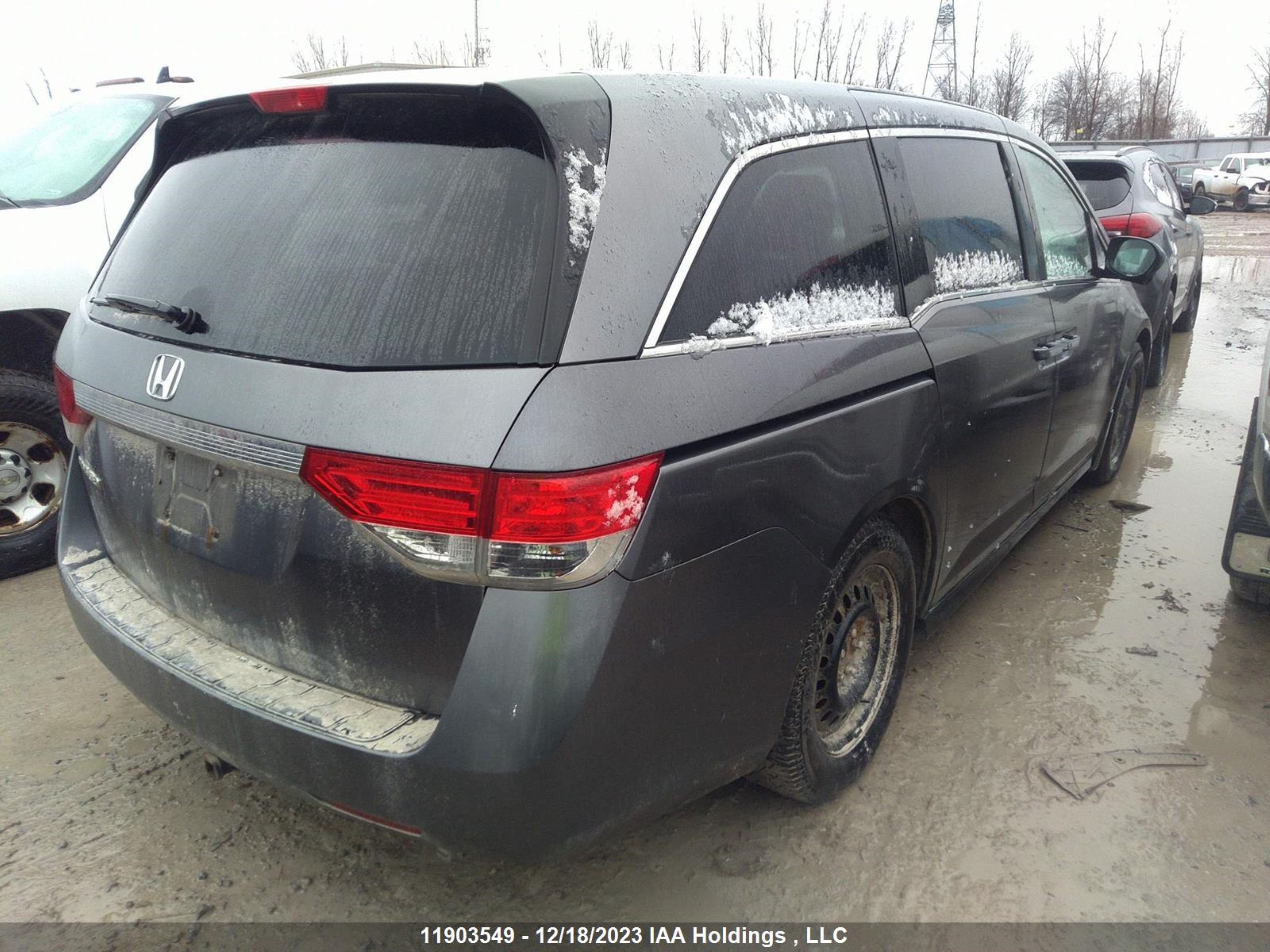 Photo 3 VIN: 5FNRL5H49EB502002 - HONDA ODYSSEY 