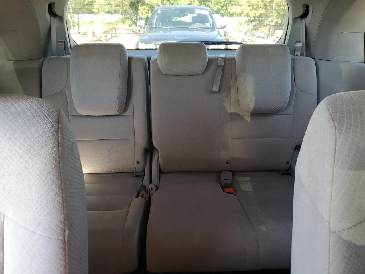 Photo 9 VIN: 5FNRL5H49GB100435 - HONDA ODYSSEY 