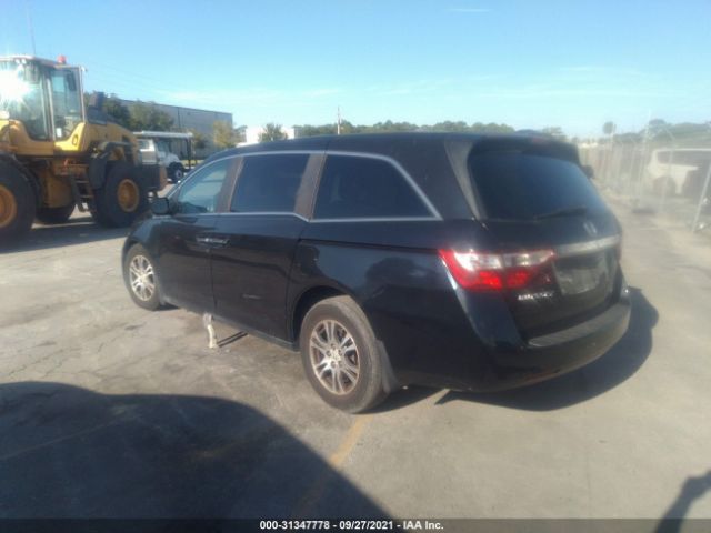 Photo 2 VIN: 5FNRL5H4XBB005021 - HONDA ODYSSEY 